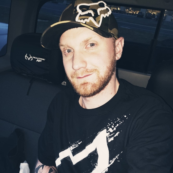 Meet your Posher, Carl - Picture 1 of 1